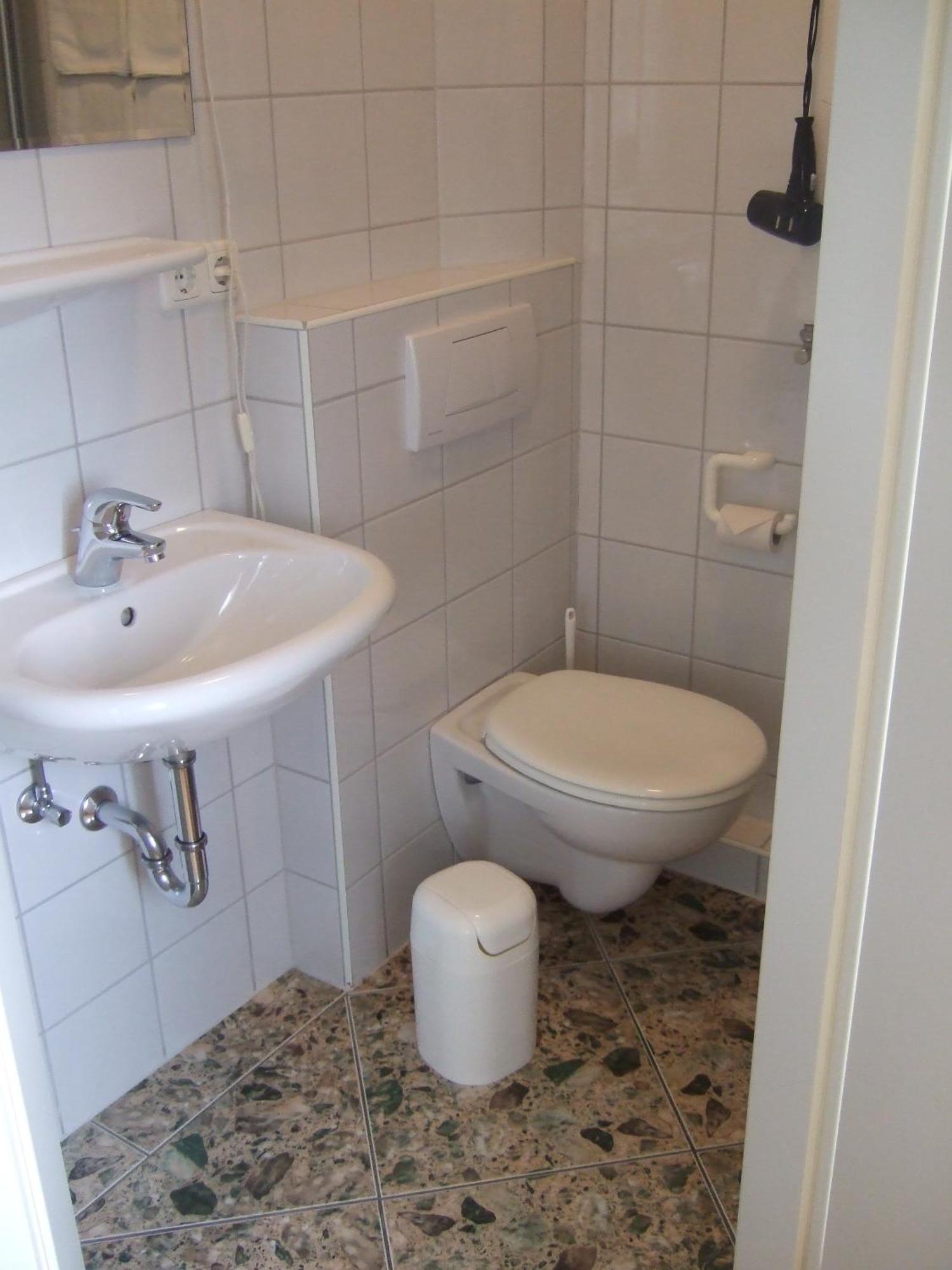 Hotel Wein-Traeume Thüngersheim Esterno foto