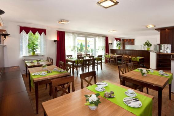 Hotel Wein-Traeume Thüngersheim Esterno foto